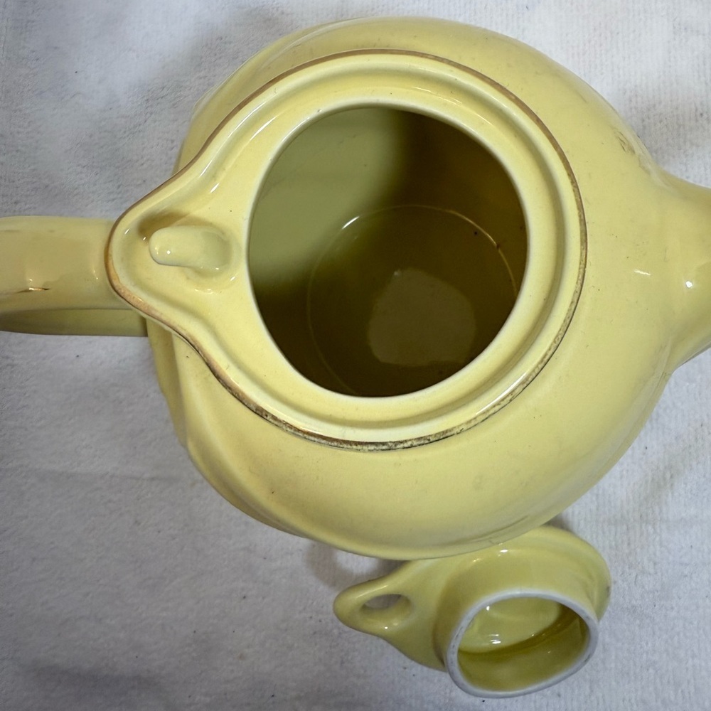 1930s Hall Canary Yellow Teapot Art Deco Hook In Lid, Tea Lover USA 0799 - Picture 5 of 9